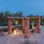 Storia Villa
